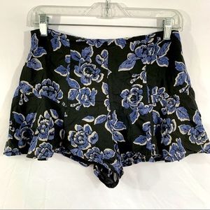 Anthro Kimchi Blue Soft Floral Hot Pants Shorts